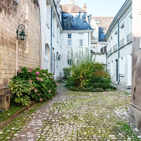 2 Pieces, Centre Historique Proche Universite * Tours