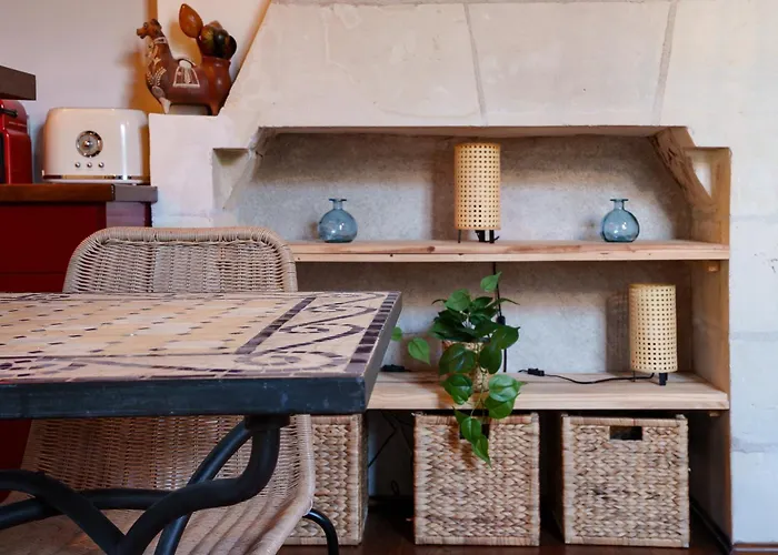 2 Pieces, Centre Historique Proche Appartamento *